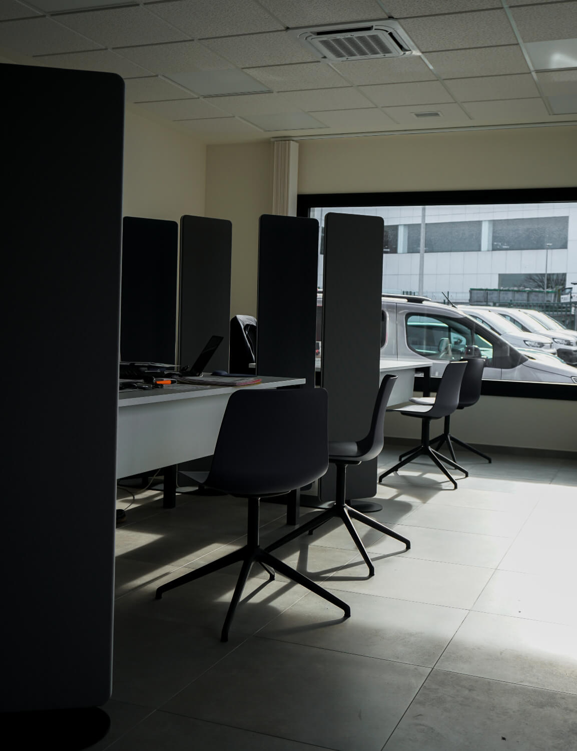 interior edificio valgisa profesional